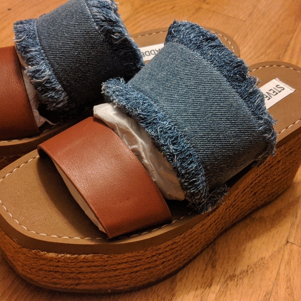 Steve Madden Denim and leather sandals- size 5.5